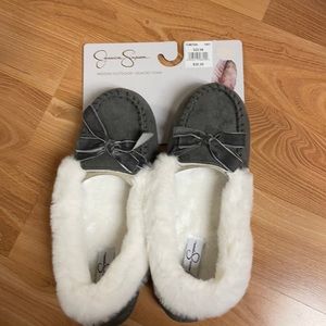 Jessica Simpson slippers